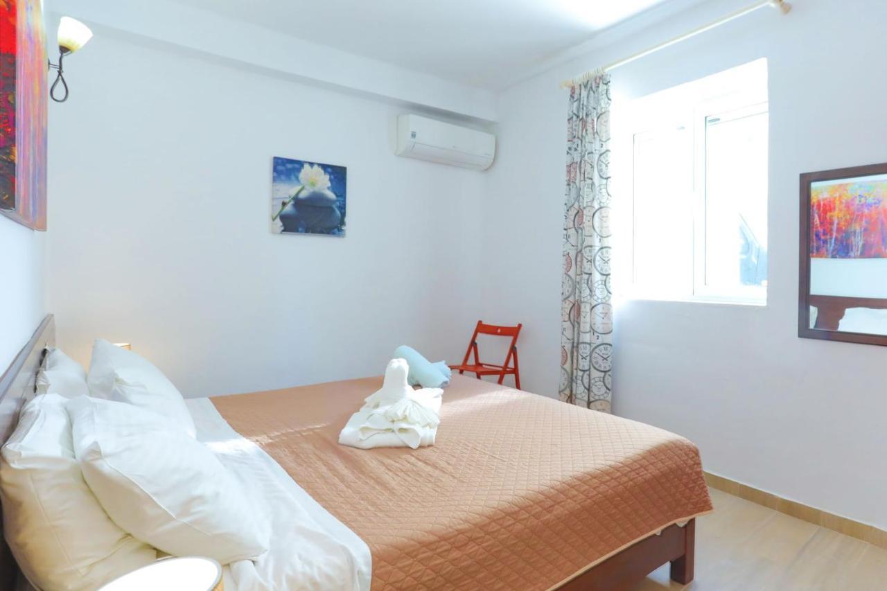 Kaminaki Beachfront Apartments Nisaki (Corfu) Exterior foto