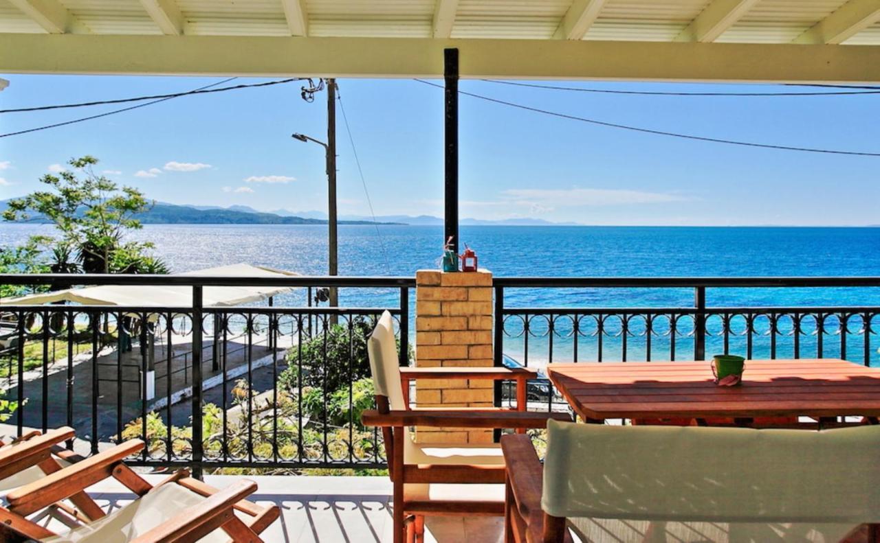 Kaminaki Beachfront Apartments Nisaki (Corfu) Exterior foto