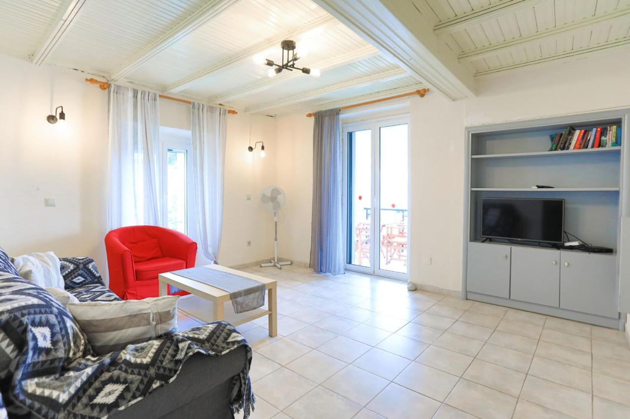 Kaminaki Beachfront Apartments Nisaki (Corfu) Exterior foto